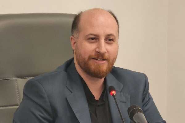 با برگزاری تور زیارتی و سیاحتی مشهد مقدس از خبرنگاران وزارت راه و شهرسازی تقدیر و تجلیل شد